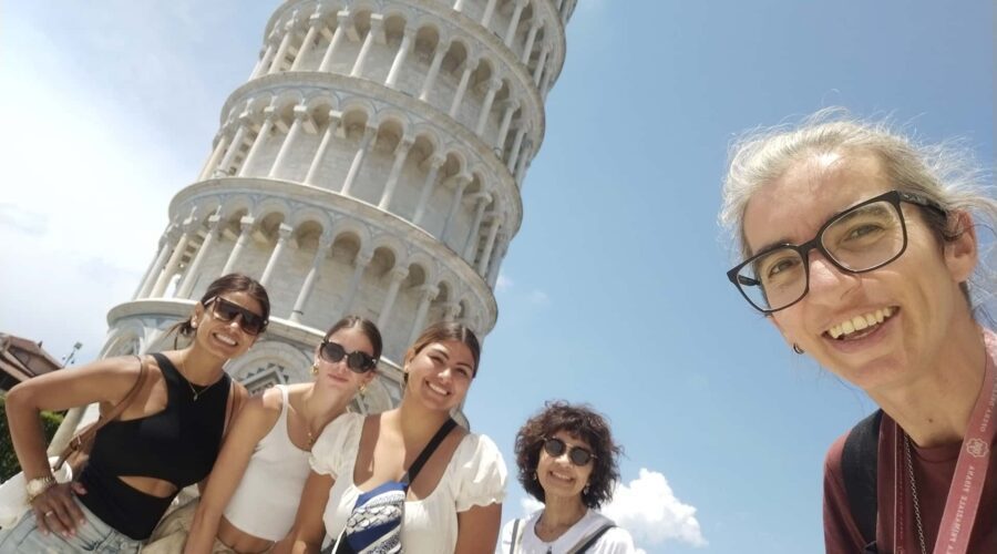 Pisa All inclusive guided tour - Alessia and our guests at the end of the tour